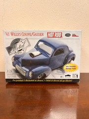 Revell Monogram AMT Testors, Etc. Model Kits Lot – Variety – See Description