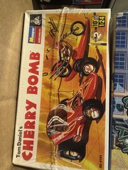 Monogram Tom Daniel’s CHERRY BOMB 1:24 Model Kit Factory Sealed Box COMPLETE New