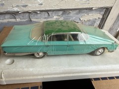 Very Nice Hubley 1960 Ford Galaxie 4 Door Sedan vintage Promo model 1/25