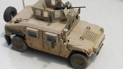 Hand Painted 1/35 Scale US Army Hummer M1151 Jeep Desert Color Plastic Model