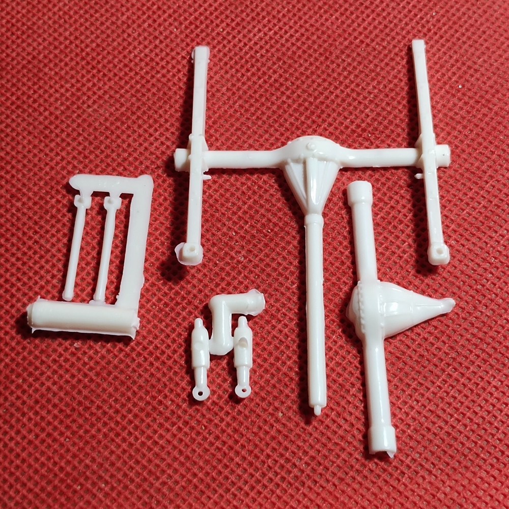 Rear End 1960 Chevy Corvette 1:25 Scale Model Car Part MPC