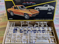 L@@K! **RARE VINTAGE AMT 1967 CORVETTE STING RAY KIT **SEALED BAG *SUPER C@@L!