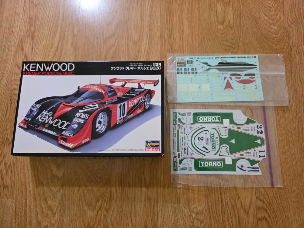 1/24th Hasegawa Porsche 962C Kenwood Kit #3