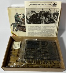 ESCI #5018 1/35 Scale Sd.Kfz. 10/4 2 cm FlaK 30 AA – VTG from 1977, Parts Sealed