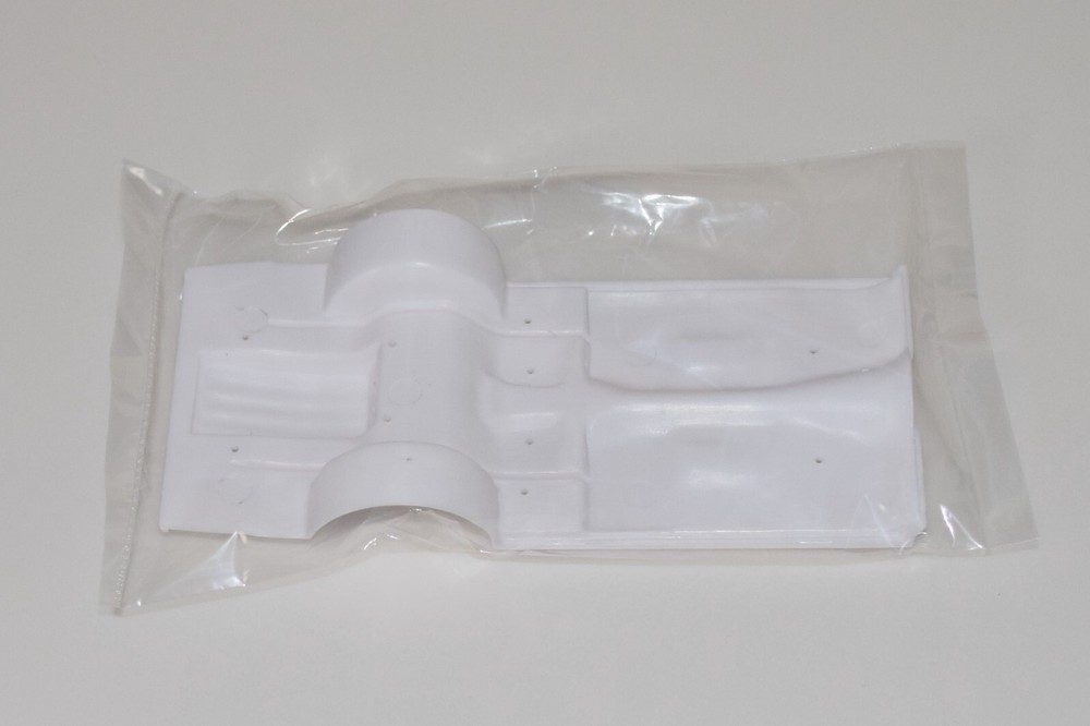 MPC 1970 DODGE CORONET SUPER BEE #985/12 ⭐PARTS⭐ REAR CHASSIS ASSEMBLY 1:25