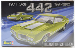 Revell 1971 Olds Oldsmobile 442 W-30 1/25 Scale Plastic Model Car Kit 14511