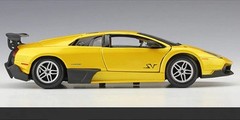 Bburago 1:24 Lamborghini Murcielago LP670-4 SV Diecast Model Car – Alloy Sports