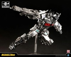 Trumpeter & Transformers 08205 Dark Optimus Prime SPECIAL LIMITED EDITION Model