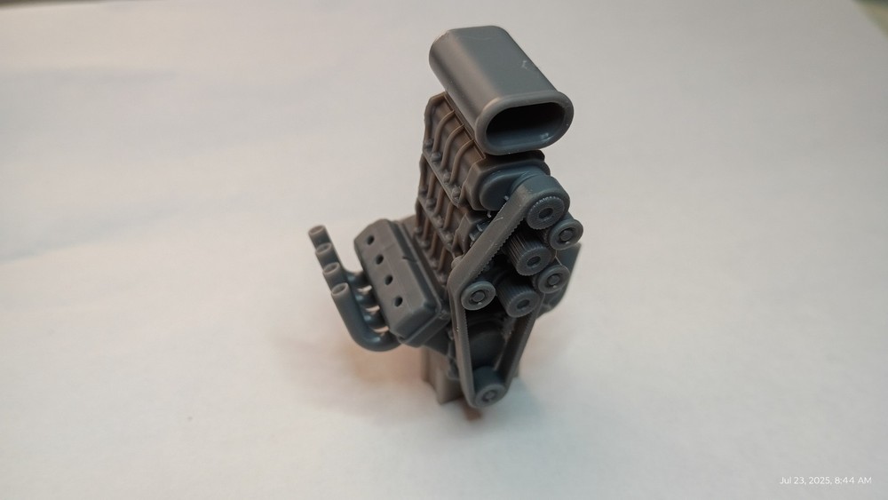1/25 scale triple supercharged engine ***One Piece Engine***