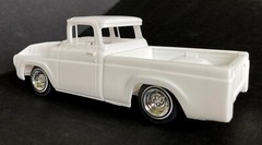 1960 FORD F-100 SHORT BED RESIN CONVERSION KIT for AMT 1960 FORD F-100 KITS