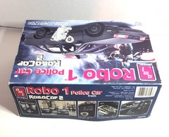 AMT ERTL ROBO 1 POLICE CAR ROBOCOP 2 #6059 PLASTIC MODEL 1/25