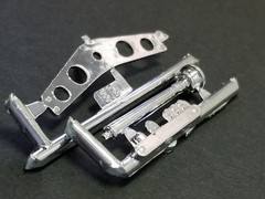 1933 Willys DRIVESHAFT & CENTER CROSSMEMBER from AMT 1:25 Model Kit 33