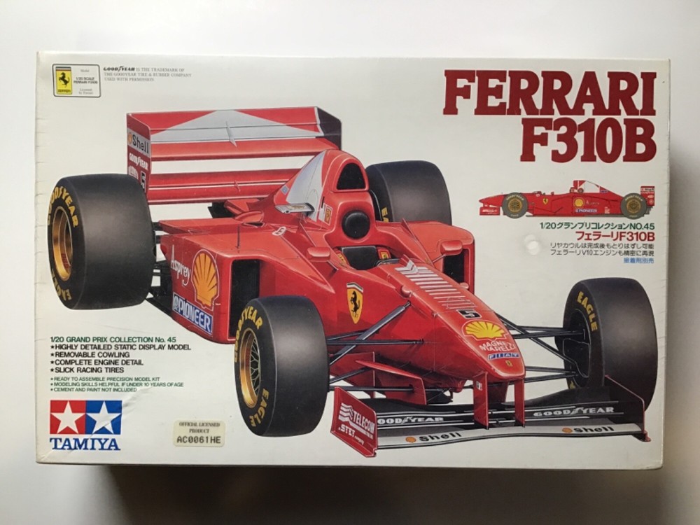 TAMIYA #20045 FERRARI F10B 1/20 SCALE MODEL KIT