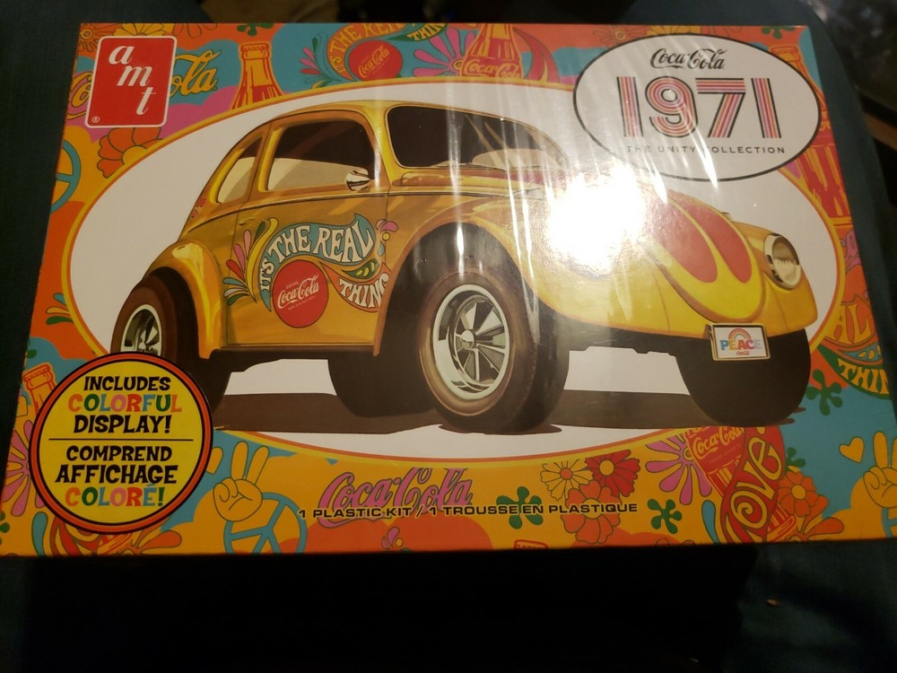 AMT 1/25 Volkswagen Superbug 1971 Unity Graphics Coke AMT1284M Plastics