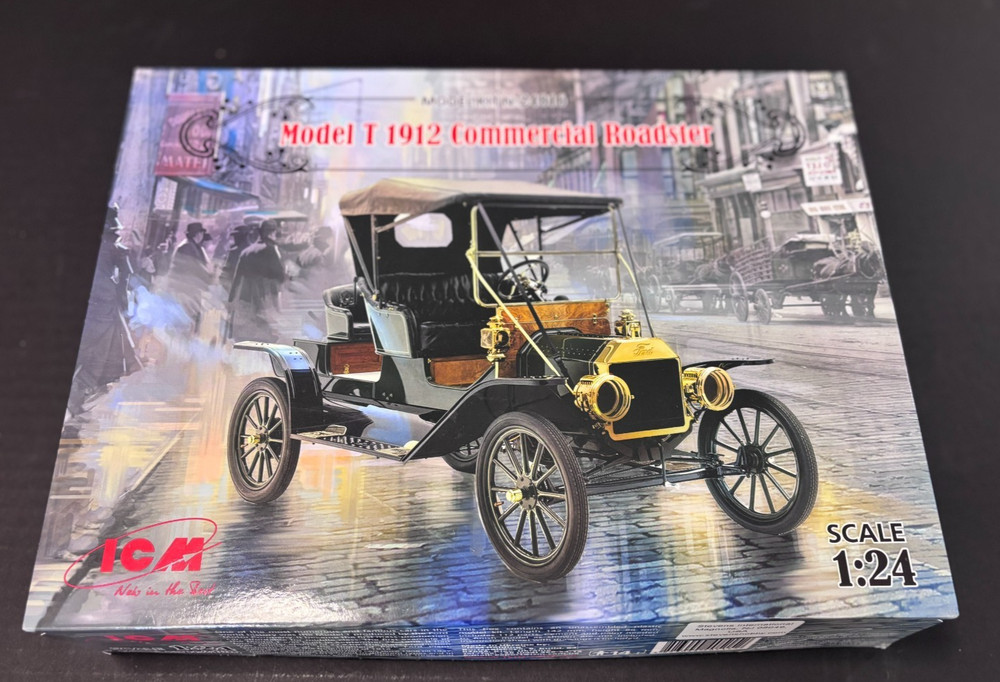 ICM 1:24 Model T 1912 Commercial Roadster – American Passenger Car – #24016- NEW