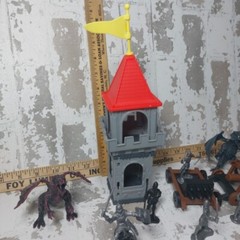 29Pcs Castle Base Set Pretend W/ Soldiers Drangons Accessories for Kids Boys