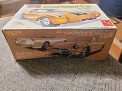 Vintage Original 1/25 Amt ’55 1955 Corvette Model Kit Unbuilt Stock or Drag.