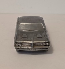 BANTHRICO 1964 Pontiac GTO Hardtop Metal Promo Car Bank
