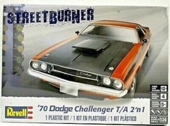 Revell 1/24 1970 Dodge Challenger 2 ‘N 1 Plastic Model Kit #2596