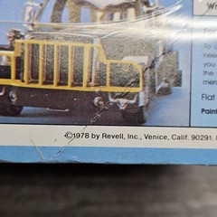 Midnite Cowboy Custom Chevy Wrecker Truck by Revell #H-1383 Factory Sealed