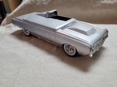 Built up Custom AMT Olds ’64 Convertible Bonneville style model Race car 1/25