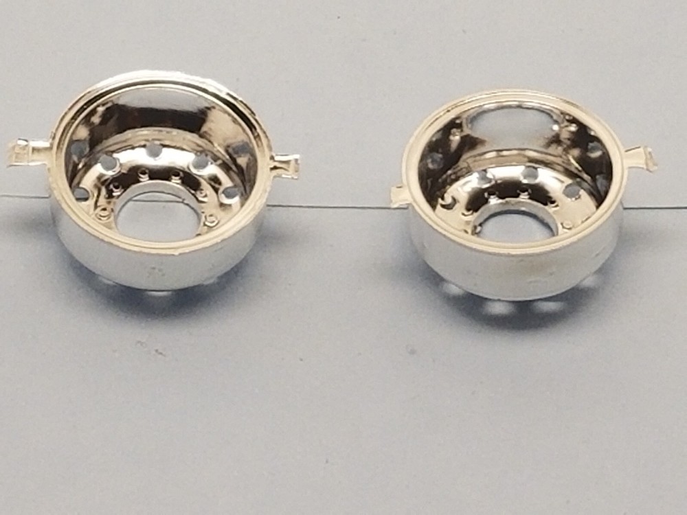 AMT Kenworth W-925 Two Chrome Outer Rear Wheels from 1:25 Model Kit *Thank You*