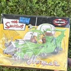 Polar Lights The Simpsons The Homer Snap-Together Car Kit w/ Figure Green 04000