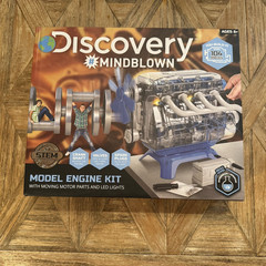 Discovery Mind Blown Model Engine Kit with Moving Motor Parts and LED Lights NEW