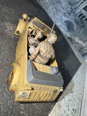 BUILT 1/35 TAMIYA German TYPE 82 KUBELWAGEN W/MG34 2 SS Figs Weathered NICE!!