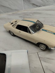 LOT OF 2 VINTAGE 67/69s? 1/25 SCALE CORVAIR JUNKYARD PARTS CARS