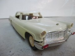 1956 A.M.T. FRICTION WHITE LINCOLN CONTINENTAL PROMO CAR