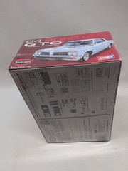 Polar Lights 928 1/25 Scale ’64 Pontiac GTO Snap Together Model Kit 2014 Sealed
