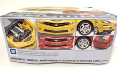 Revell 2010 Chevy Camaro SS 2’n1 Special Edition Sealed Model Kit 1/25 #85-4239