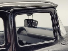 fuzzy dice for 1/24 and 1/25 scale model cars