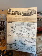 AMT Modern Classic Cobra Roadster 1:25 Scale Skill Level-2 Open Box but Complete