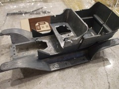 HUBLEY / GABRIEL 1/20 SCALE 1909 MODEL T TOURING METAL MODEL KIT UNASSEMBLED NOS