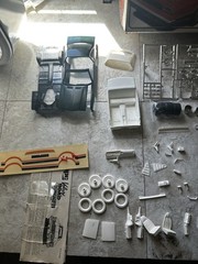 MPC PLYMOUTH 1977 VOLARE ROAD RUNNER SUPER PAK CAR MODEL KIT 1:25 1-0779