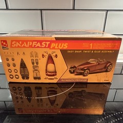 AMT Plymouth Prowler Snapfast Plus 1:25 Plastic Model Kit Skill 1 8284