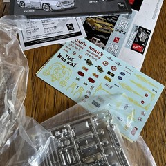 AMT 882 1953 Ford Pickup Truck 3n1 Trophy Series 1/25 Model Kit