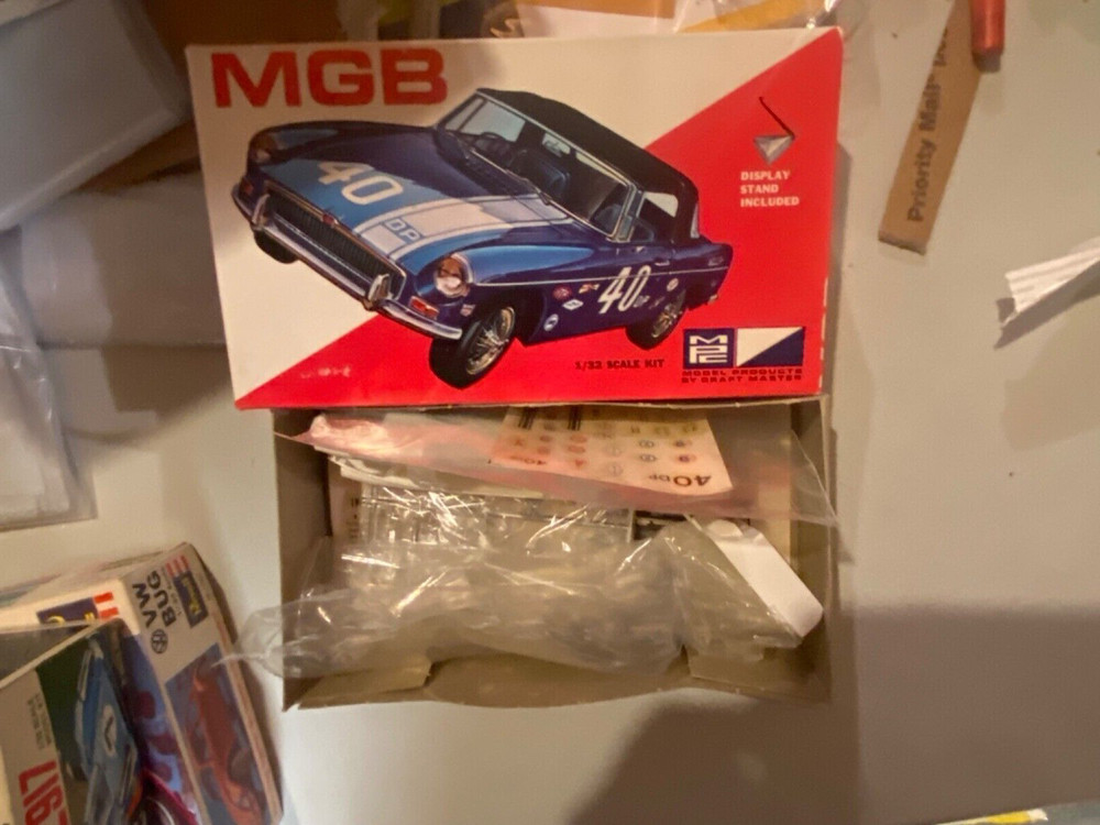 Vintage rare estate MGB Model Kit By Mpc 7506-75 1/32 1975 open box