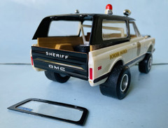 AMT 1972 Original Issue GMC Jimmy Kit Built Nice