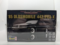 Revell 1:25 85 Oldsmobile 442/FE3-X Plastic Model Kit Skill 5 14+ 85-4446