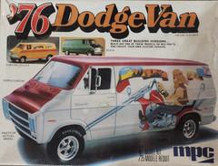 MPC 1-7622 1976 Dodge Van Kit Bash Parts Radiator