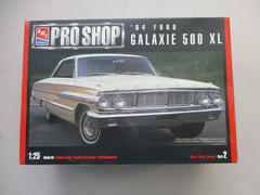 AMT ERTL ’64 PRO SHOP 1964 FORD GALAXIE 500 XL 1/25 SCALE MODEL CAR KIT 30057