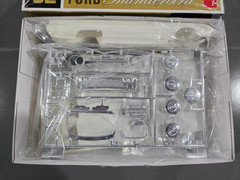 AMT 1/25 ’62 Ford Thunderbird AMT 682, NIB Customization Kit