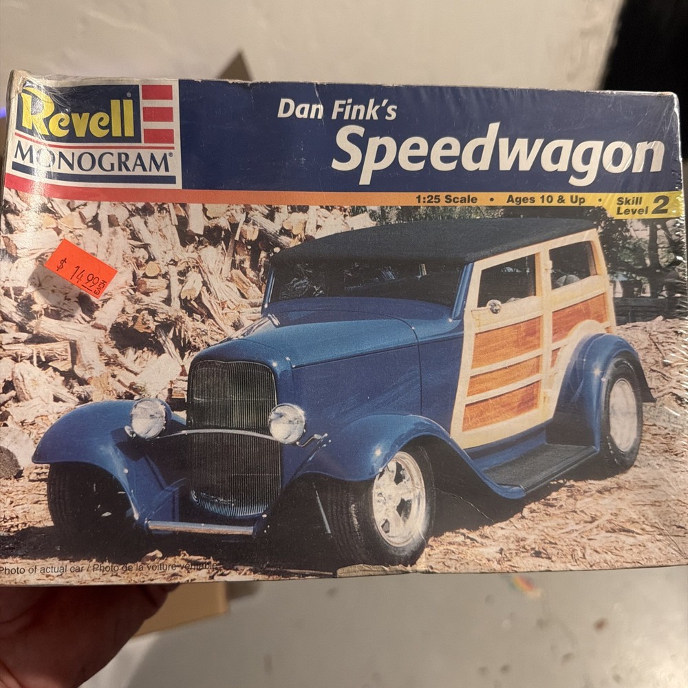 Revell Monogram 1/25 Dan Fink’s Speedwagon 32 Ford Woody Wagon Model Kit SEALED
