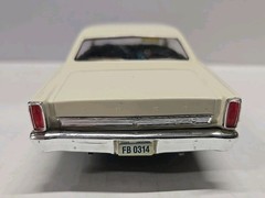 Vintage 1966 Ford Fairlane 1/24 or 1/25 Built Model READ DESCRIPTION