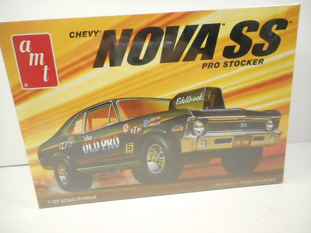 New AMT Chevy Nova SS Pro Stocker 1:25 Plastic Model Car Kit AMT 1142M/12