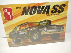 New AMT Chevy Nova SS Pro Stocker 1:25 Plastic Model Car Kit AMT 1142M/12