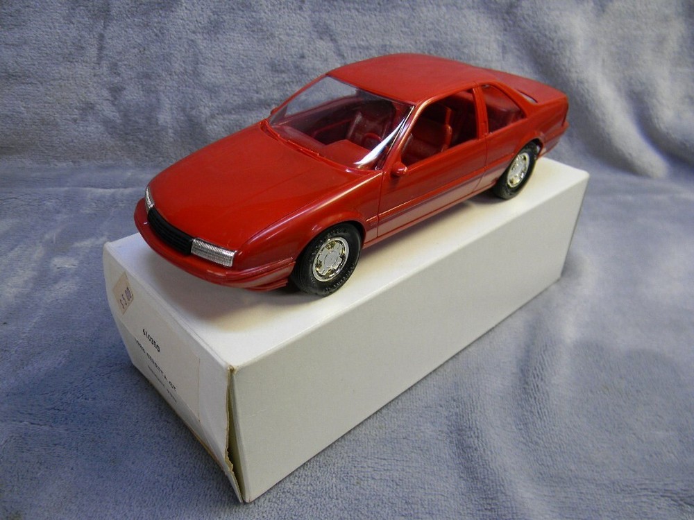 AMT 1/25 SCALE 1988 DEALER PROMO CAR CHEVY BERETTA GT COUPE BRIGHT RED -MIB